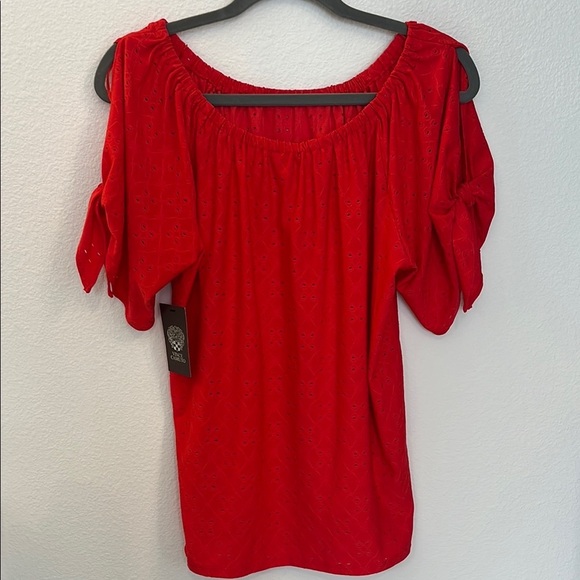 NWT Vince Camuto Red Eyelet Blouse – Size M – Americana Style - Picture 1 of 6